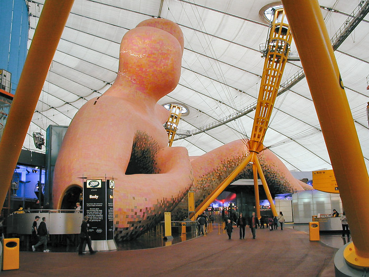 One of the most eyecatching attractions, at least on the outside, was the Body Zone; a giant, stylised, replica of a human figure, which visitors could explore the innards of.