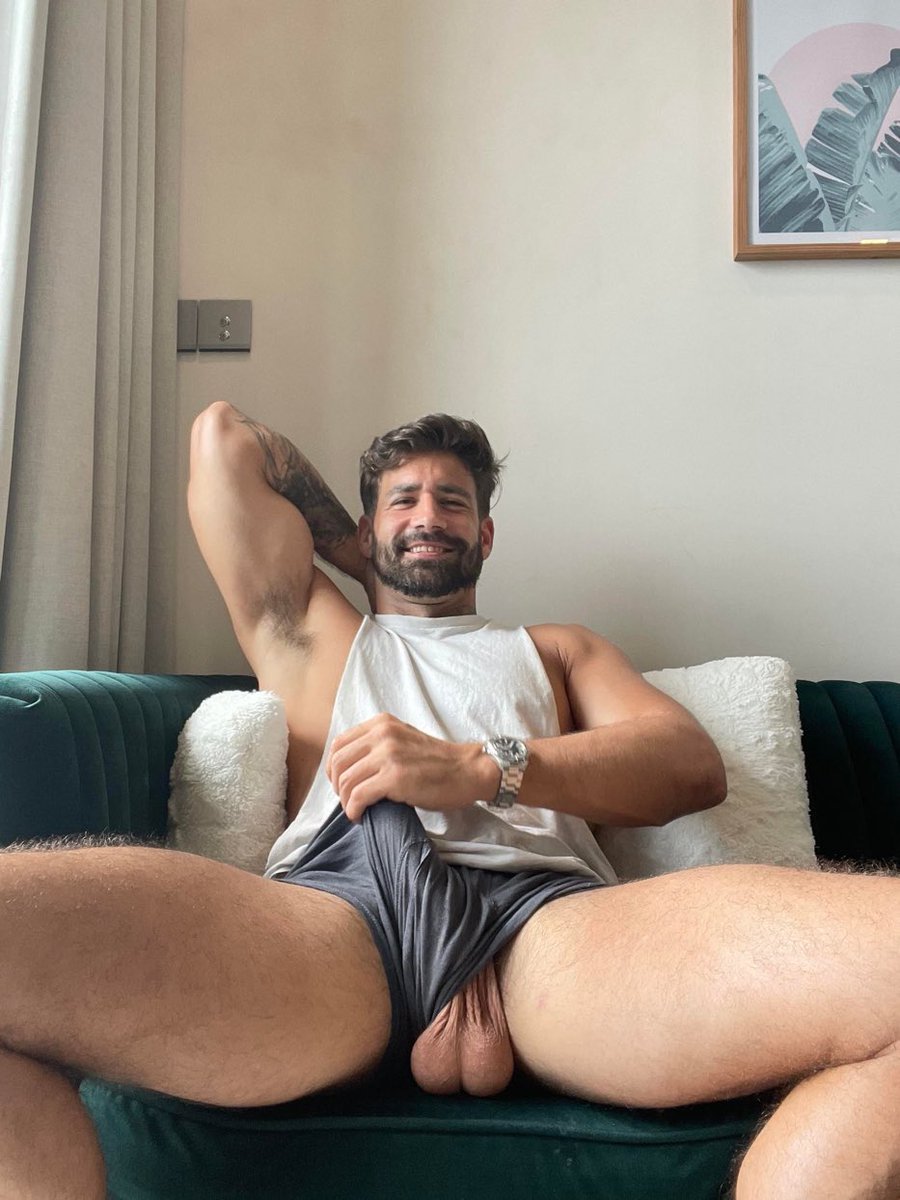 mmm33004's tweet photo. A dream daddy✨✨ https://t.co/GYyLgakyEq
