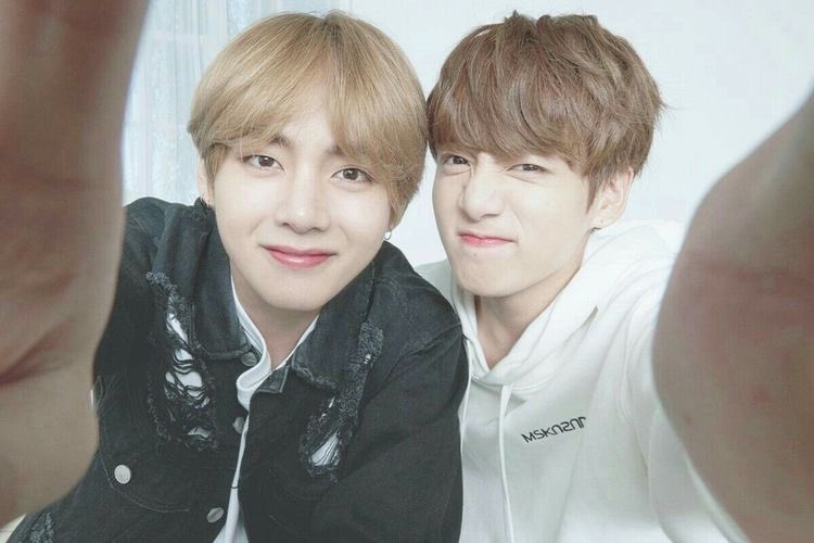 A thread of Taekook selca we got through the years-