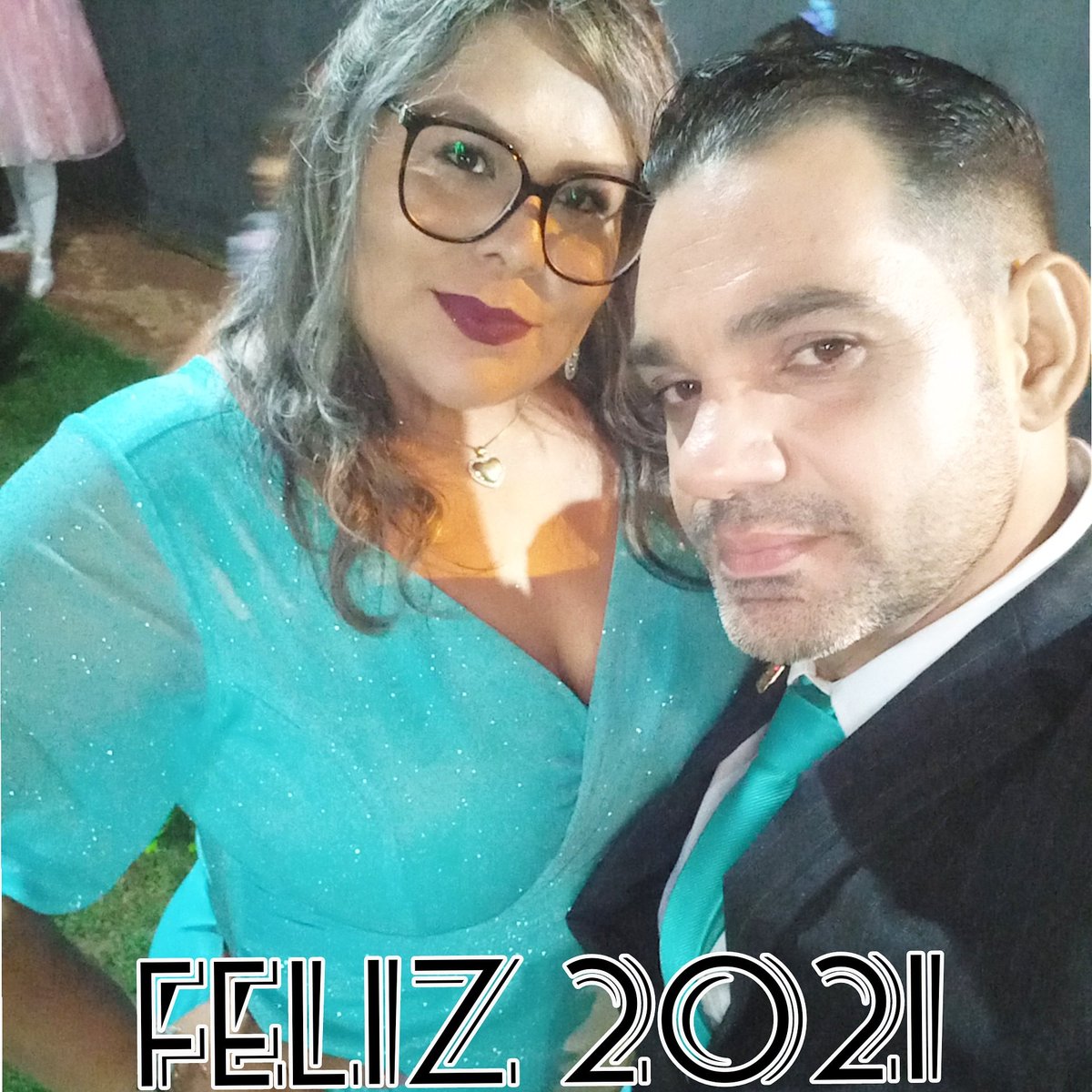 fernandabaeta11's tweet photo. A parte + incrível do Ano Novo é o clima de renovação e esperança presente em cd um. É qdo paramos p/ refletir sobre td o q aconteceu e planejamos como poderemos fazer do próximo ano, o melhor d todos, pq td depende de nós, p/ viver gdes momentos e gdes realizações. https://t.co/rkm3r9JEP3