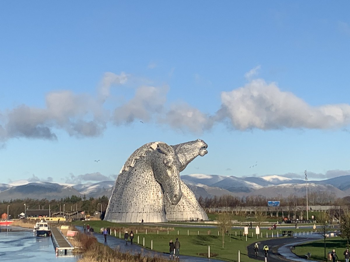 Lovely morning for a walk round the  <a href="/OfficialKelpies/">The Kelpies</a>   Some winter sunshine on New Year’s Day
