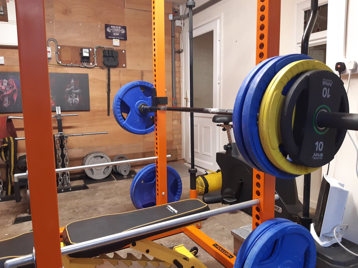 BigAlDevlin's tweet photo. Stoked from getting my 150kg bench this morning! BOOM
BOOM! 
#valhalla #valhallaawaits #trainingforvalhalla #valhallagym #valhallafitness #strength #vikingpower #vikingstrength #strong #oldmandtrength #powerlifting #powerlifter #weightlifting #gains #muscle #gymlife #lifting https://t.co/DF9xqYSPrG