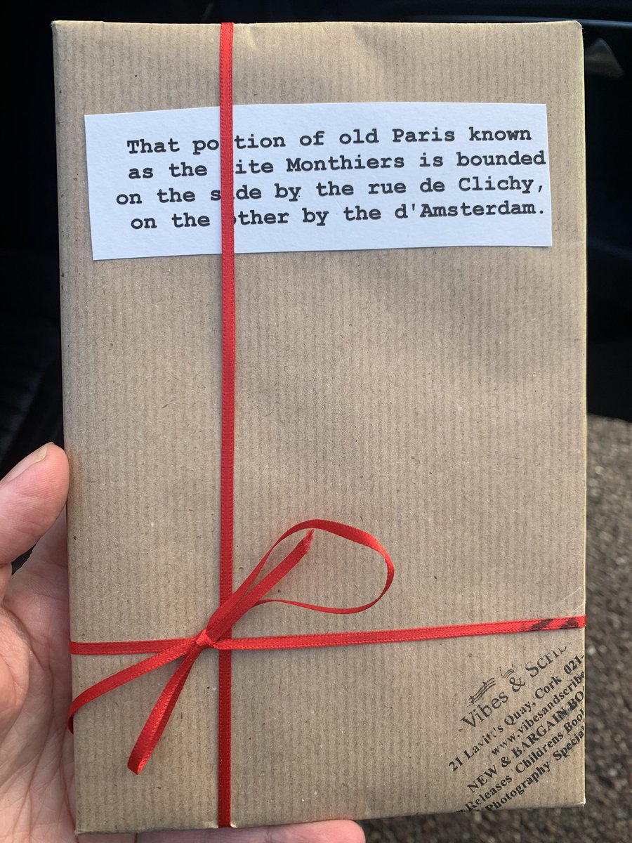 Cait Ni Fhoghlu Loving The Blind Date With A Book Idea From Vibesandscribes Gift Courtesy Of Boxsetgirl