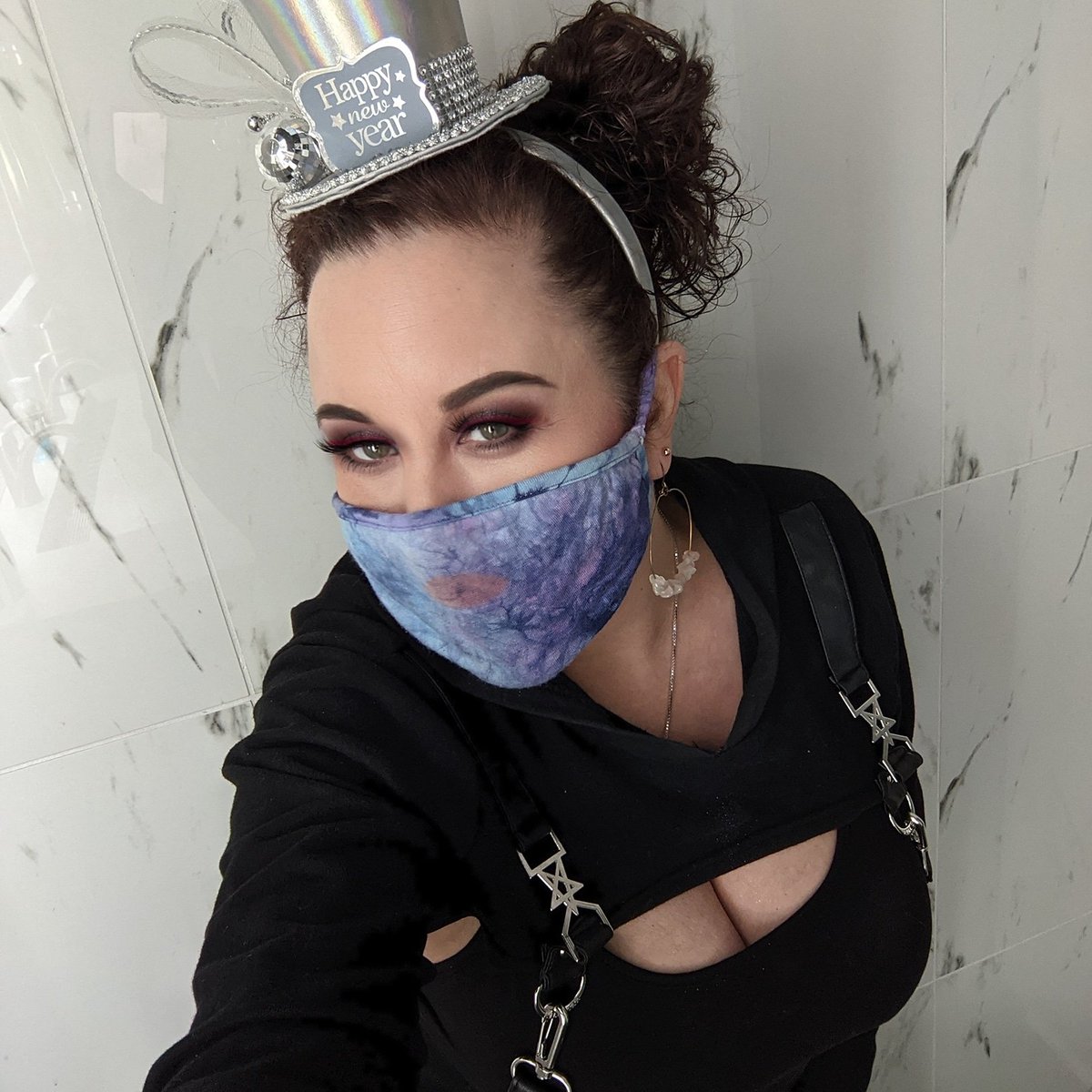 Peppermint_SAM's tweet image. Happy New Year! #fun