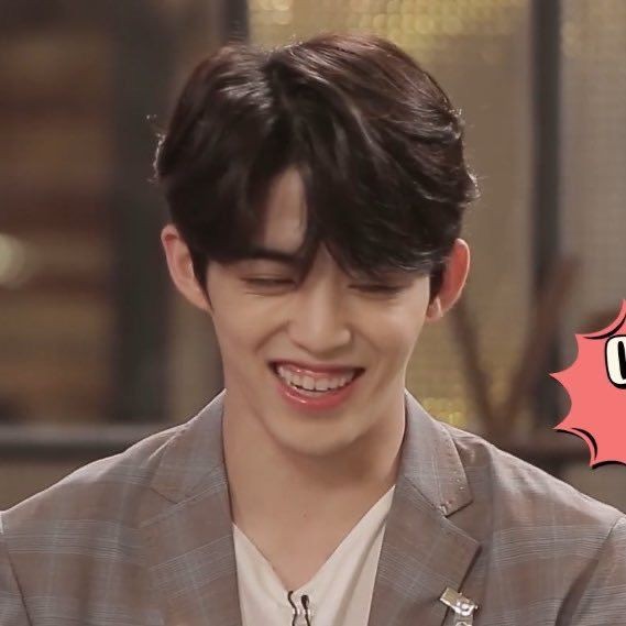 just choi seungcheol showing his precious gummy smile a thread ;
