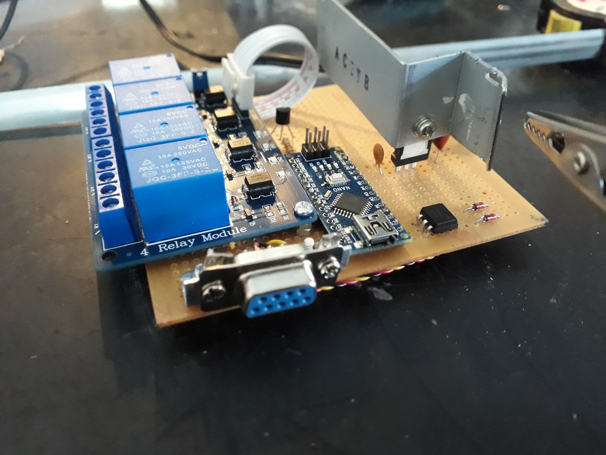 LU2FGL's tweet image. Another project, executed and finished. LNA, R1, R2 and PA sequencer.
New module in my house from EME in 144Mhz, Composed of an arduino Nano + Relay Module for 4. 
Programming code gift of CX2SC and assembly of LU2FGL.
#eme 
#144Mhz 
#LU2FGL 
@LU2FGL