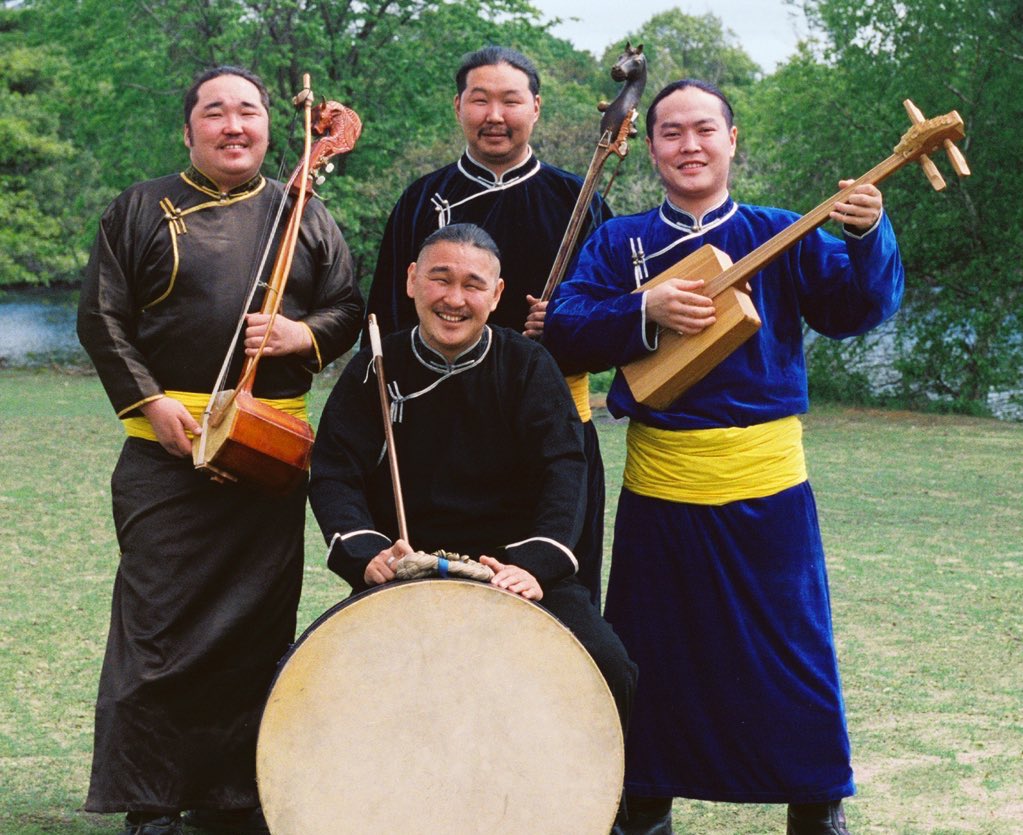 eurasiaworld's tweet photo. Tuvans/Тывалар

Tuvans belong to a Turkic ethnic group native to Siberia, which lives mainly in the region of Tuva, Mongolia and China https://t.co/mQR5MuIZob