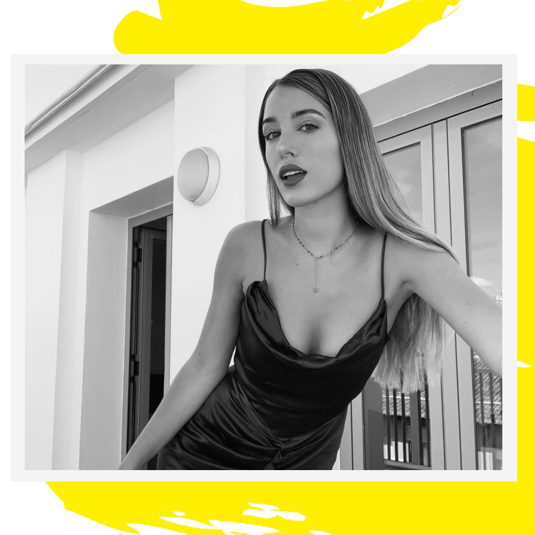 MagazineLikes's tweet photo. Muchas felicidades @teresa_bass te deseamos todo lo mejor en tu día y en este nuevo año que comienza.

#teresabass
#Felizaño
#Felizcumpleaños https://t.co/Zc4xqZSR63