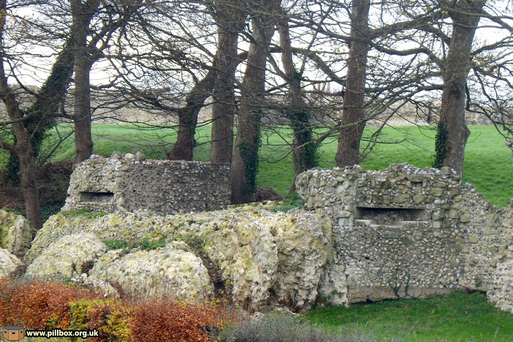 The pillboxes were ingeniously camouflaged with flints set in mortar to blend them in with the Roman and Medieval masonry. In many ways, however, I think this camouflage has actually hindered study of the SWW defences at Pevensey Castle - but why? 3/16