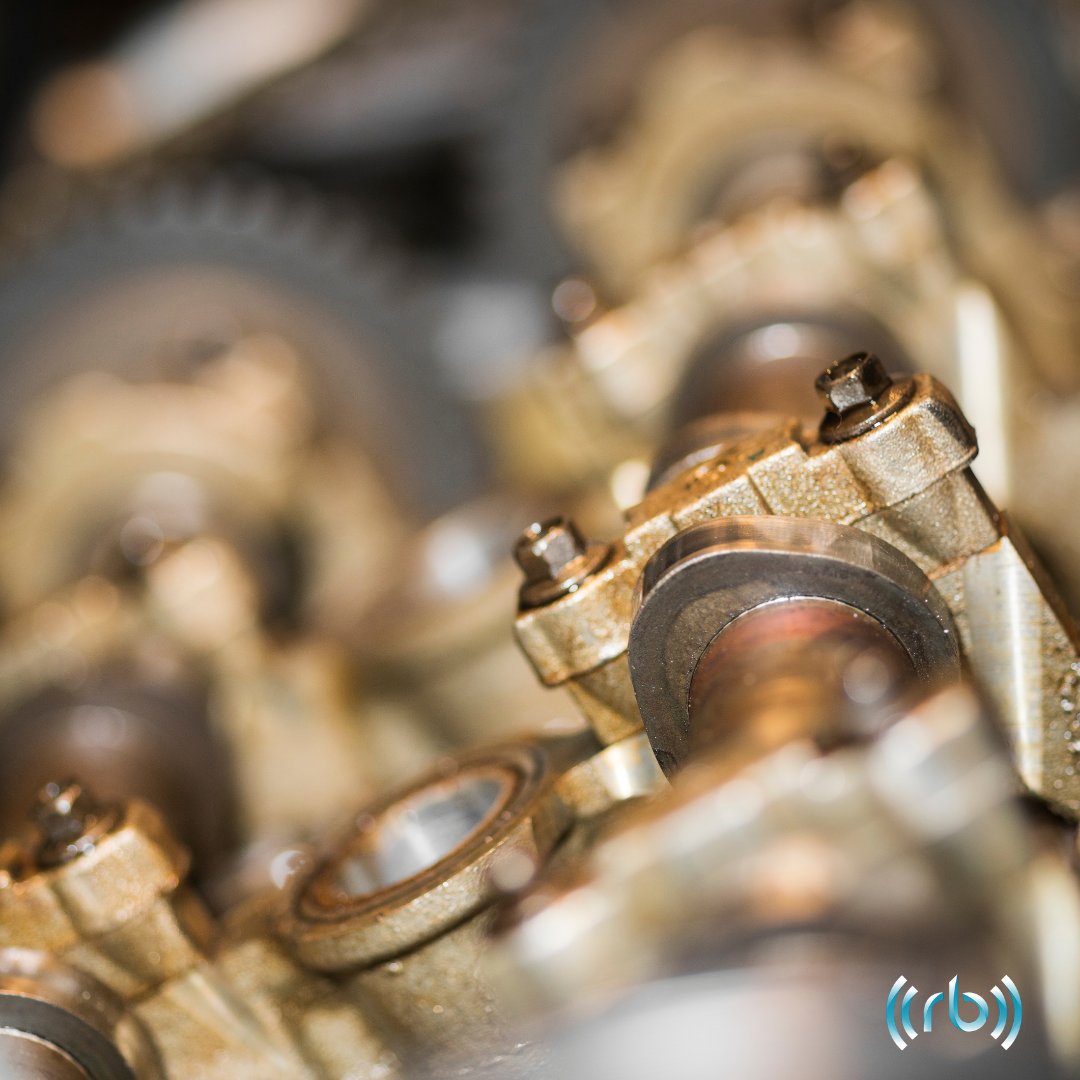 LoneEngine's tweet image. As the camshaft spins, the cams open and close the intake and exhaust valves in sync with the motion of the piston. 
Avoid a ceased or stalled engine by scheduling routine engine inspections and service with us.
#lonestarengineinstallationcenterinc #dallastx #enginespecialist #tx