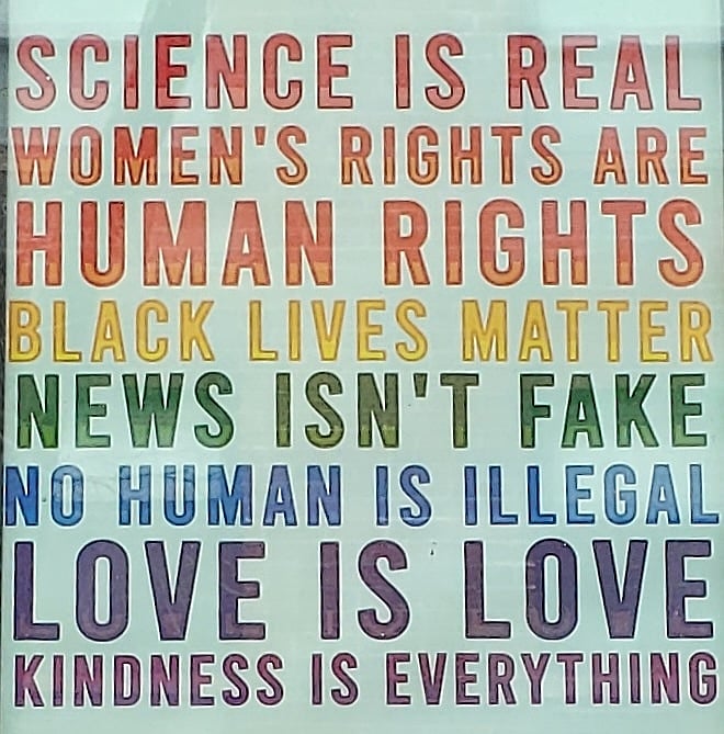 cuence #lovemattets #happiness💕 
#alllivesmatter✊🏻✊🏼✊🏽✊🏾✊🏿 #womensrightsmatter🌸
#mensrightsmatter #lbgtrightsmatter
#childrensrightsmatter✊ #animalrightsmatter #beunderstanding #behelpful❤️🙏 #begiving #loveoneanother❤️ #everyonematters❤️ #protectplanetearth🌍 #BePositive