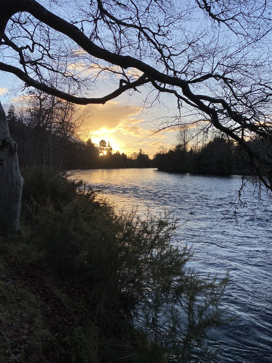 MattMarsh89's tweet photo. Not a bad New Years walk. https://t.co/3xACErLHho