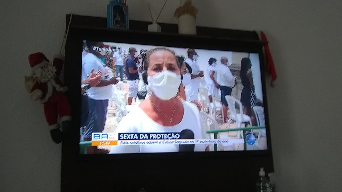 derval_lima's tweet photo. #TamojuntoBMD 
Que 2021 seja um ano de boa novas e que a vacina nos contagie na proteção contra o Covid-19.
Feliz Ano Novo para todos nós e vocês do BMD https://t.co/kYcWmt2gNf