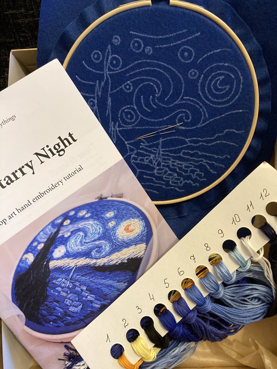 Dotty_Designs_'s tweet photo. This gorgeous belated Christmas gift arrived yesterday, so that’s my new year project sorted. Beautiful kit and very thorough instructions from  bloomingdaythings on Etsy. #embroiderykit #newyearproject #embroidery https://t.co/gv7zSlXdjv