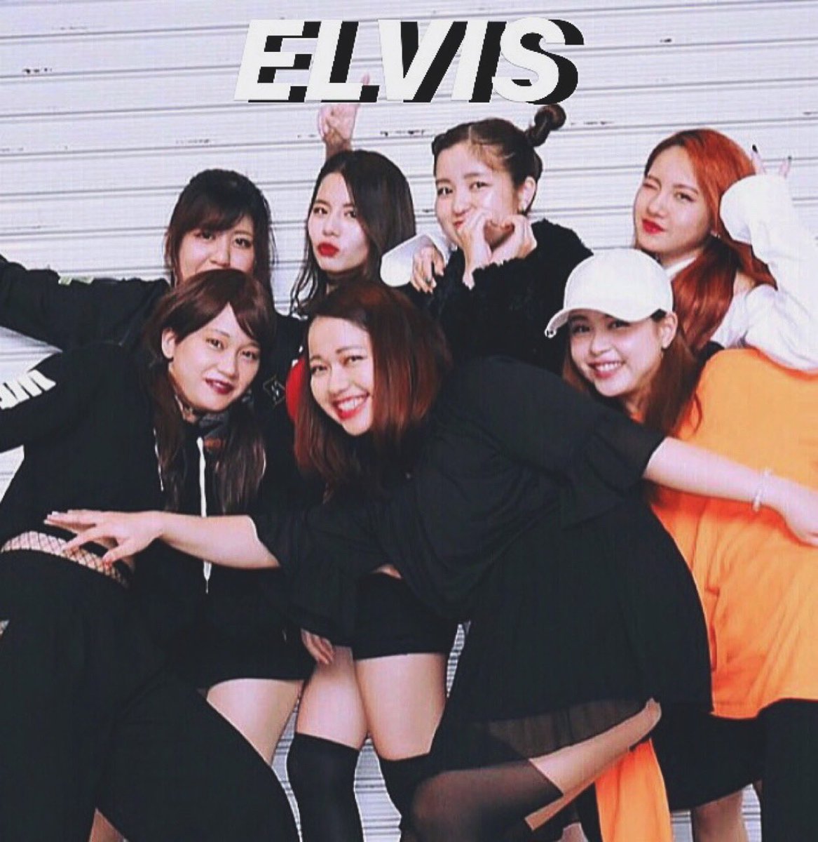 elvisokinawa's tweet photo. Happy new year 🌅🌈🌅
2021年も私達ELVISを宜しくお願い致します！

皆さんとお会いできる機会が沢山増える事を願って🌈🌅 健康に気をつけてお過ごしください。

SAAYA.REIKA.MINLU.MAYUMI.MARIE.MOONGYU.MIZUK.KAORI https://t.co/jqypTTJf4z