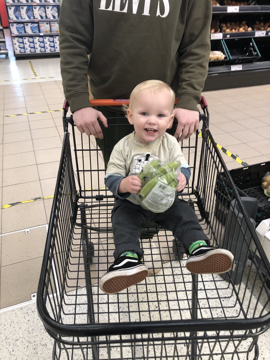 AntoniaShackle2's tweet photo. @OfficialPLT My partner said we can have another baby and use the money for all the new babies stuff if I win 🥺🥺please PLT Arthur wants a sibling!!! 💓💞🦄 #NewYearWithPLT https://t.co/RPjnZhnbHG