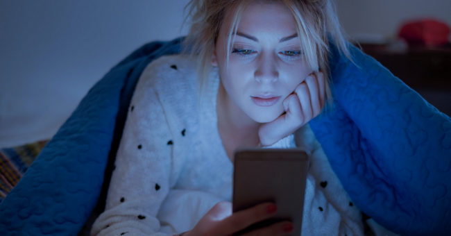 AppleZoneros tweet media