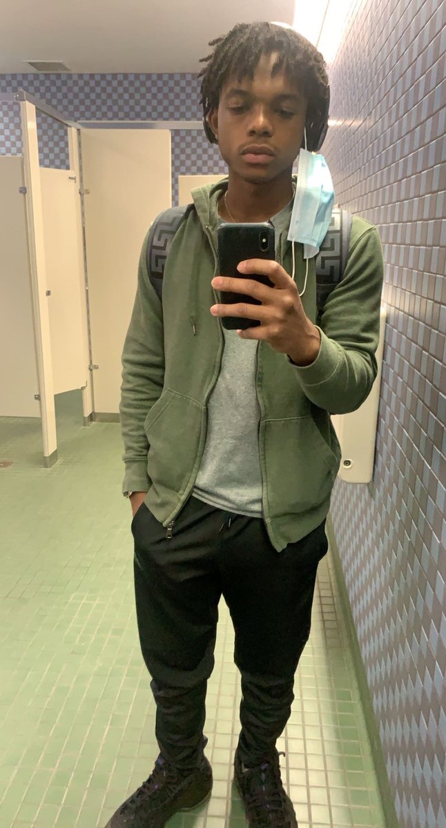 baits_dl's tweet photo. Who ready for his fine ass? https://t.co/erQhruDhpK