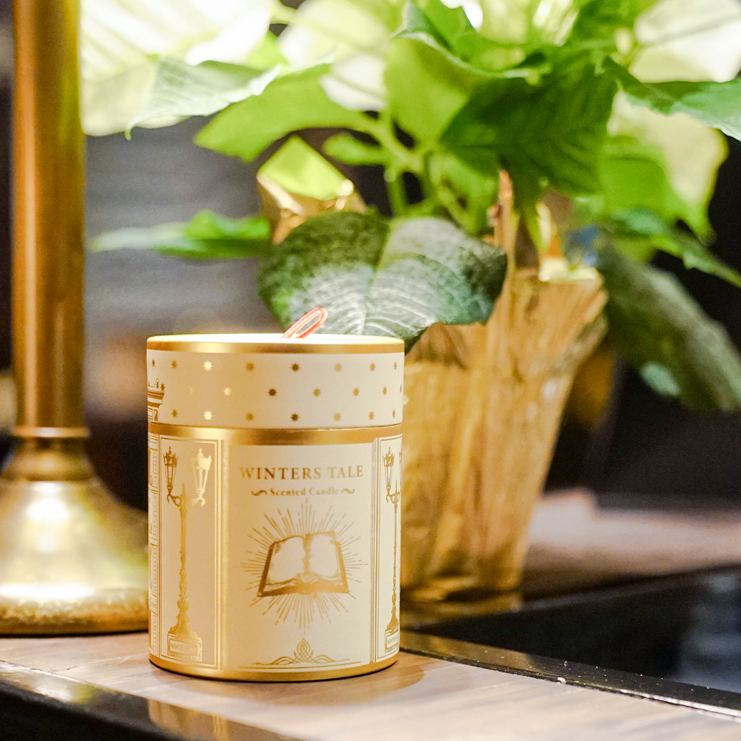 We wish you a Happy New Year and endless resolutions. There will be 12 new chapters, 365 new chances for all of us. 
.
#lodenhotel #vancouver #yvr #christmas #festiveseason #coalharbour #canadahotel #boutiquehotel #nye