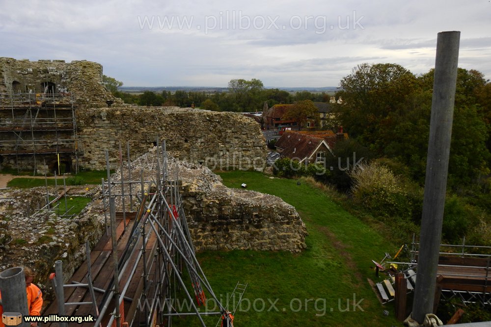 I presumed the keep pillbox was built as an observation post. It's listed as one in 1941 & up high it makes sense. From here, weapons cannot cover close to the castle, but MMG tables mean distant targets across the marshes. 12/16