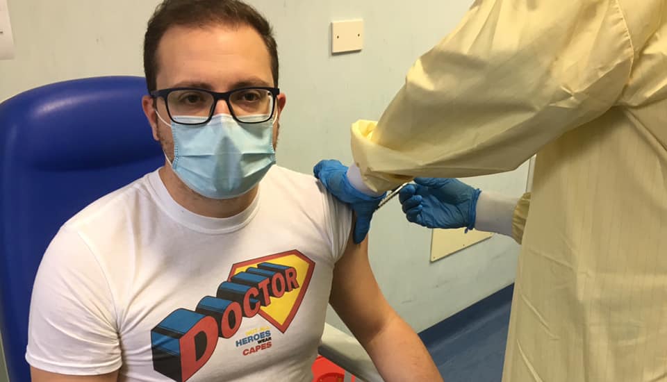 pascomber's tweet photo. ⚡️⚡️BUON 2021💉. Happy New Year 2021💉
Inizio Anno come #Influencer. Start of the year as #Influencer
#Ripartiamo #VaccinoAntiCovid #vaccinoCovid #VaccineDay #vaccines #COVID19 #COVID2019 #usetheMask #takecareofothers #charity https://t.co/VnmYgMtZAd https://t.co/dkr5Ce7a7M