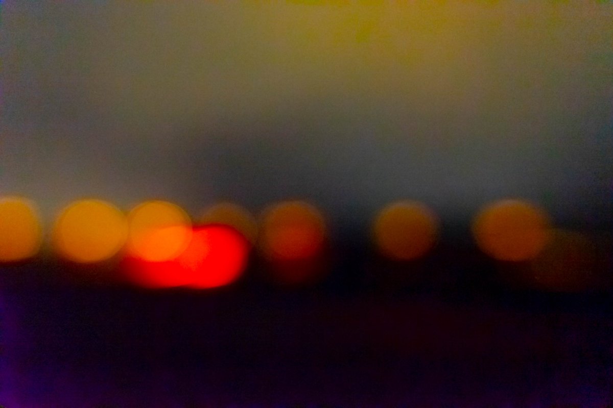 cosmos_clara's tweet image. found colors
random shots at night #nofiltersbutchangedsaturation 
#dontlookbackinanger