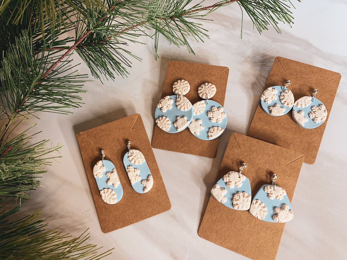 WestCoastClay's tweet photo. Happy New Year!!🥂✨ 

To celebrate, I’m hosting a sale of 20% off select seasonal items that I will be retiring from my Etsy shop!!

Check out what’s on sale before it’s gone for the year!

💛THIS WEEKEND ONLY💛 https://t.co/Q3ospJIBg3