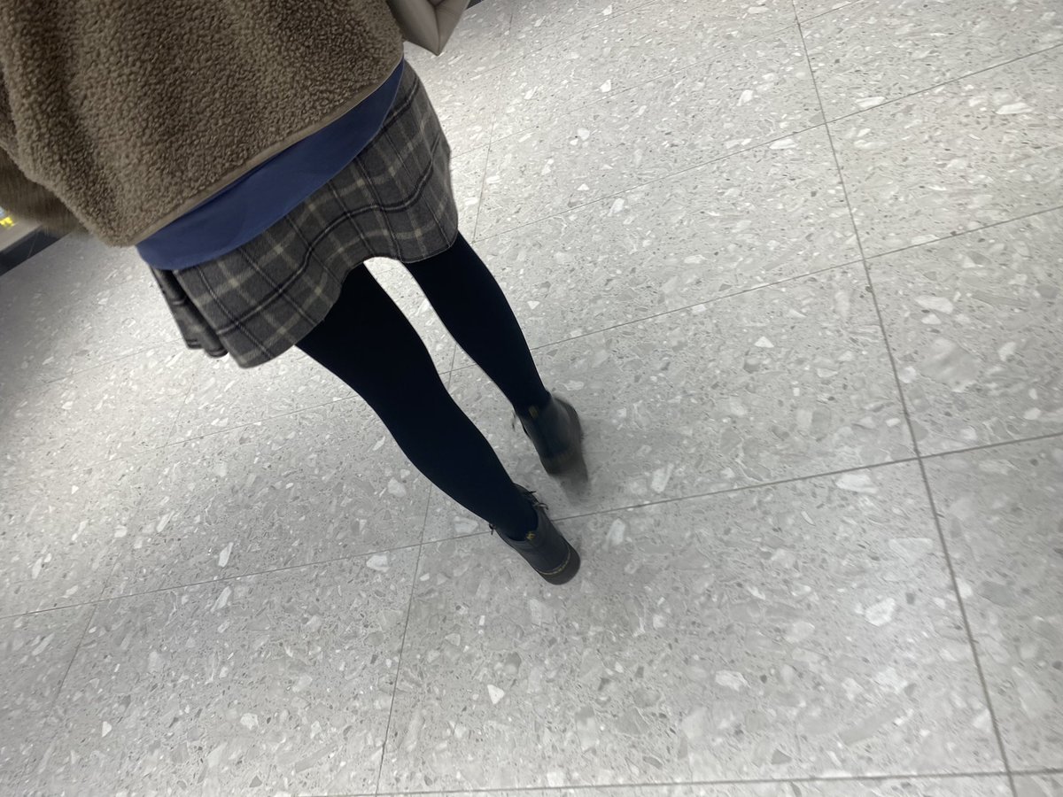 #绿帽 #绿奴 #淫妻 #母狗 #足控 #美腿 分享日常的女朋友 https://t.co/GgJN9RynPr