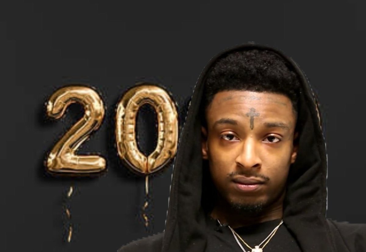 sutrashawty's tweet photo. Happy new year y’all https://t.co/ysA9nHj83D