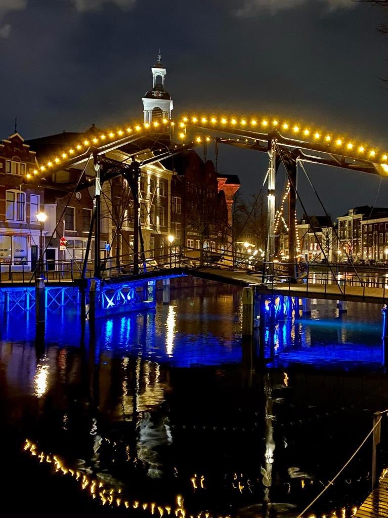 Laatste weekend met verlichte bruggen in Schiedam.
