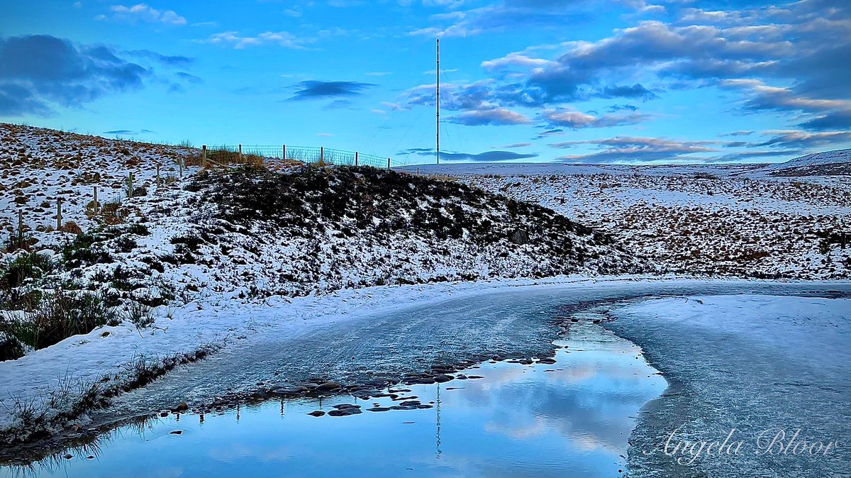 New Year’s Day reflections...❄️👌🏻 <a href="/bbcweather/">BBC Weather</a> <a href="/BBCNWT/">BBC North West</a> <a href="/GranadaReports/">ITV Granada Reports</a> <a href="/itvweather/">ITV Weather</a> <a href="/AboutRivington/">About Rivington</a> <a href="/LancashirePics/">Pictures of Lancashire</a> <a href="/HorwichFirst/">Horwich First</a> ❄️❤️