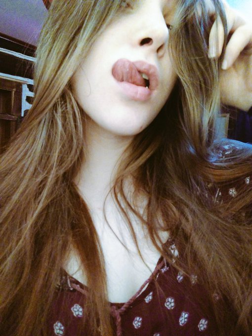 I bet the anal hook is freezing today dm me for a pvt my body is hungry #PlayTogether https://t.co/J<a href="/tag/playtogether"class="tags"><span>#playtogether</span></a>