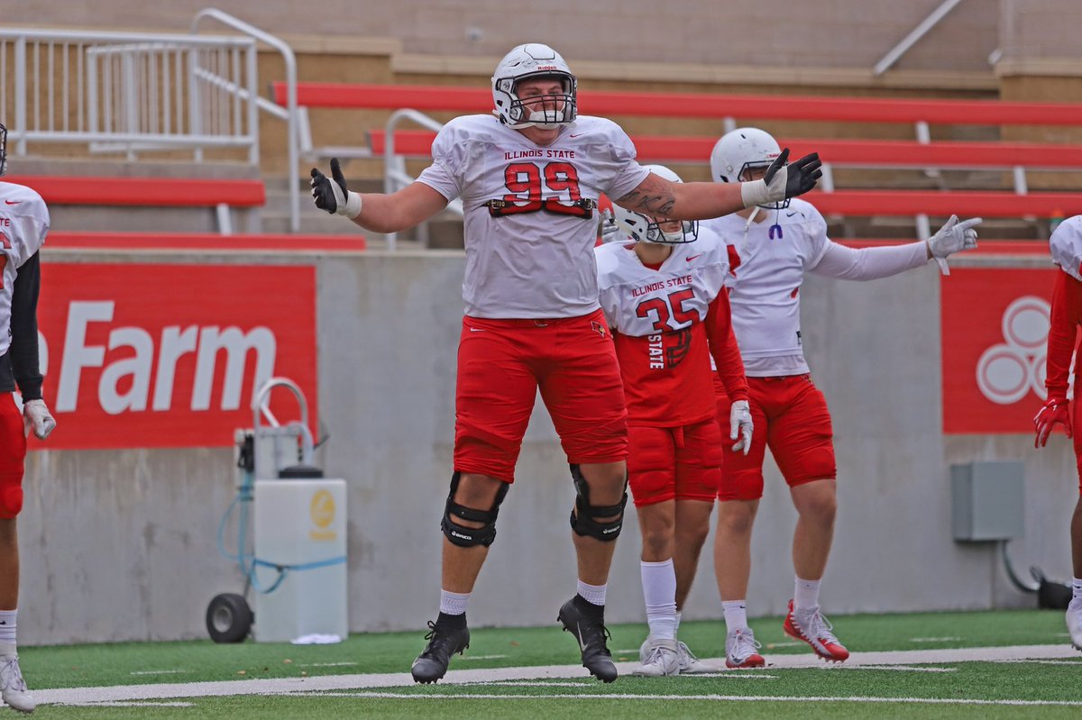 2️⃣0️⃣2️⃣1️⃣ is here, which means 🏈 is coming 🔜 #BackTheBirds