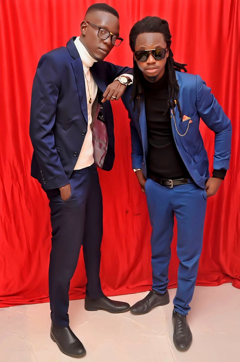 CoolExil's tweet image. Exil cool vs souhaite bonne et heureuse année 2021 #bonneannee2021 #meilleursVoeux2021 #Senegal