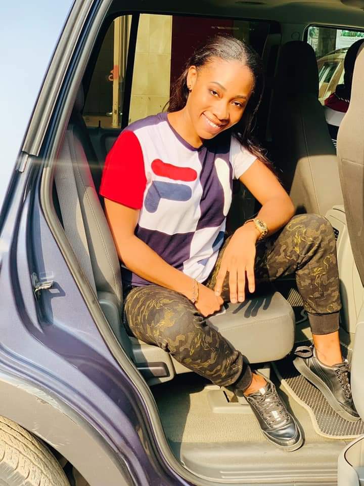 itzsabine237's tweet photo. We thank God for transition into this new year 2021 .indeed is a privilege to b alive . Happy new year from Vic Ent 👑queencess  https://t.co/QwIt4ab0K9 https://t.co/APiGI0Kyqy
