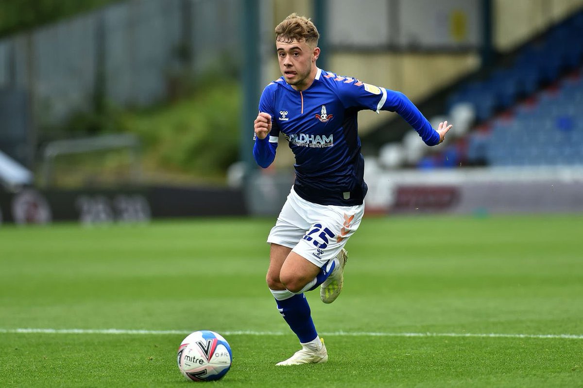 Arguably Leeds most successful loanee in the first half of the season, Alfie McCalmont has impressed in a advanced midfield position for Oldham with four goals to his name! McCalmont’s performances will no doubt have attracted interest from clubs higher up the EFL pyramid  #LUFC