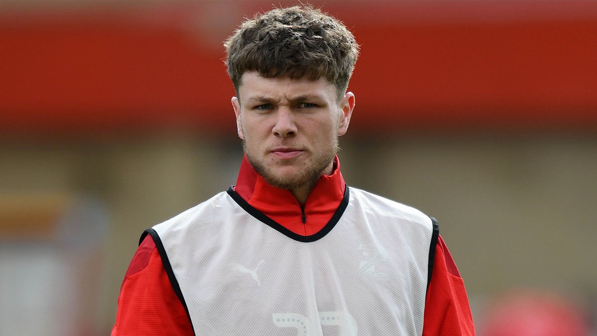 Stevens started his loan spell in fine form with a goal and an assist in his first two appearances but has since struggled for minutes with just one start in the last seven games. Leeds rate Jordan Stevens highly and may look to get the winger more minutes elsewhere  #LUFC