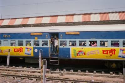 The company spent only 2% of sales on advertising. But it used very innovative means for the same.They never hired any celebrity. Their encourage the trial ads sponsored the popular Mahabharat show on TV. They also advertised on exterior of many trains (image below)10/
