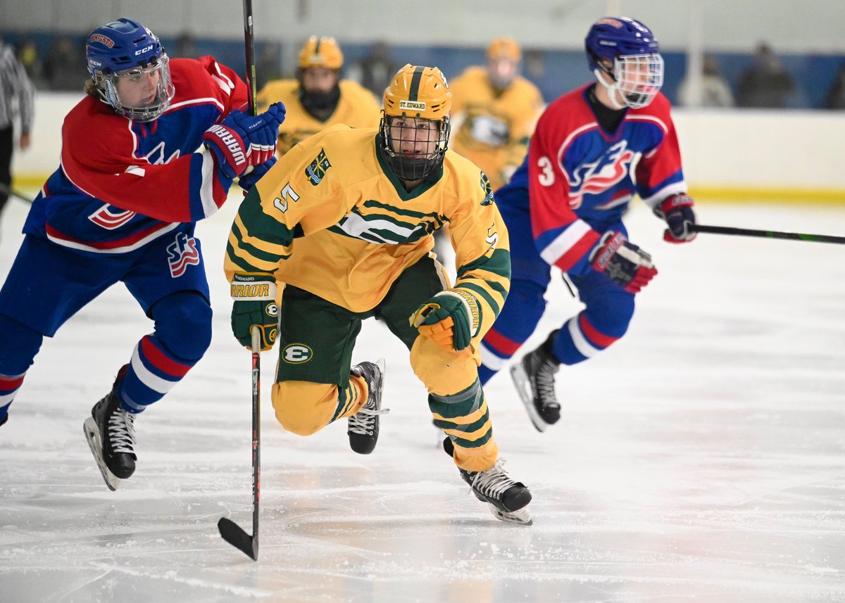 northshorepx's tweet photo. Senior Highlight: Jack O'Sullivan

Not to be outdone by fellow Senior Schultz, O'Sullivan worked in 5 points over the past 3 games for the EAGLES!

@SEHSicehockey match ups:
🍎 US+New Trier+Sylvania Northview (2)
🚨 Sylvania Northview

@wearesteds @sehsathletics @hockey_ohio https://t.co/BMBTKfhYbm