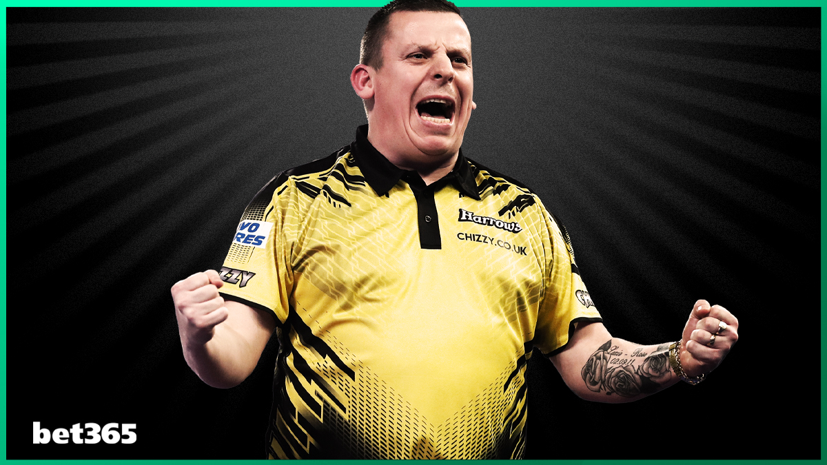 What. A. Performance. Dave 'Chizzy' Chisnall has just whitewashed Michael van Gerwen to make it into the World Championships semi-finals.