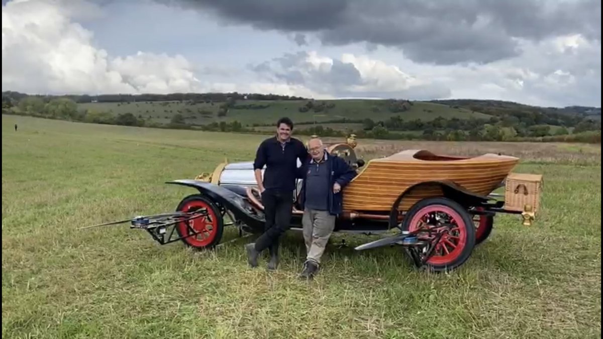 Tony Hoskins tweet media