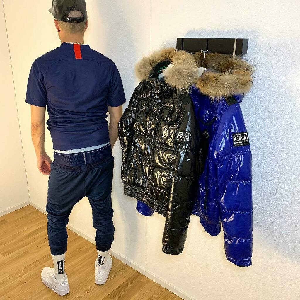 sneax77's tweet photo. #nikeairmax #nickelson #pumpunderwear #pvcaddicted #pvcgear #pvcjacket #sneakeraddicted #snkraddicted #sneakermaster #sneakerslave #sneakerfetish #whitesox #trackies #gaysneakers #gaynike #gaytrackies #gayfetish #gaypvc #gaynylon #gayrubber #gaylad #gays… https://t.co/Hsj8vr7CxH https://t.co/CyVSQT88CE