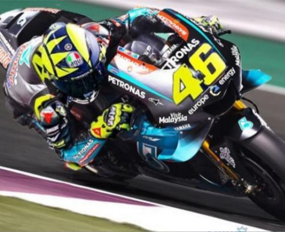 Racingtruck46's tweet photo. #forzavale46 #Gp2021 #teamPetronas ππ»πͺπ»πͺπ» https://t.co/lGHEVSNcfl