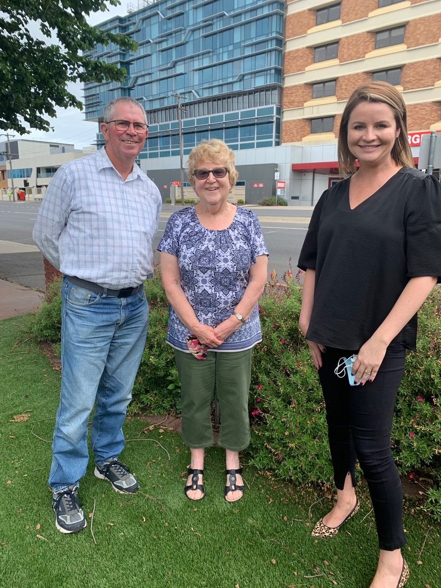 𝙄𝙩 𝙬𝙖𝙨 𝙡𝙤𝙫𝙚𝙡𝙮 𝙩𝙤 𝙗𝙚 𝙖𝙗𝙡𝙚 𝙩𝙤 𝙝𝙤𝙨𝙩 𝙃𝙚𝙖𝙧𝙩𝙗𝙚𝙖𝙩 𝙂𝙚𝙚𝙡𝙤𝙣𝙜 𝙛𝙤𝙧 𝙖 𝙢𝙤𝙧𝙣𝙞𝙣𝙜 𝙩𝙚𝙖 𝙖𝙣𝙙 𝙘𝙚𝙡𝙚𝙗𝙧𝙖𝙩𝙚 𝙩𝙝𝙚 𝙖𝙘𝙝𝙞𝙚𝙫𝙚𝙢𝙚𝙣𝙩𝙨 𝙤𝙛 𝙩𝙝𝙚 𝘽𝙖𝙧𝙬𝙤𝙣 𝙃𝙚𝙖𝙡𝙩𝙝 𝙁𝙤𝙪𝙣𝙙𝙖𝙩𝙞𝙤𝙣 𝙞𝙣 2020.

#BarwonHealthFoundation