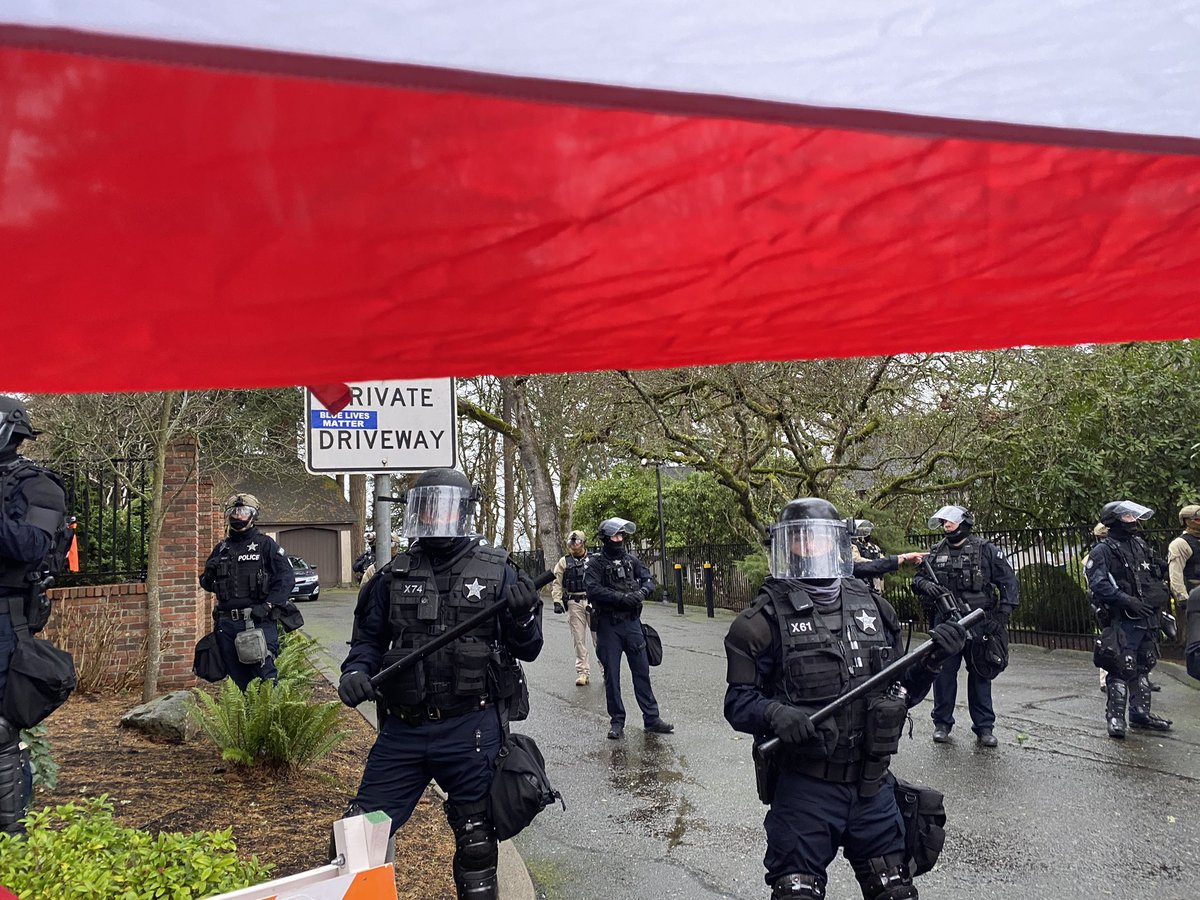 Anti-lockdown Protest outside the governors mansion