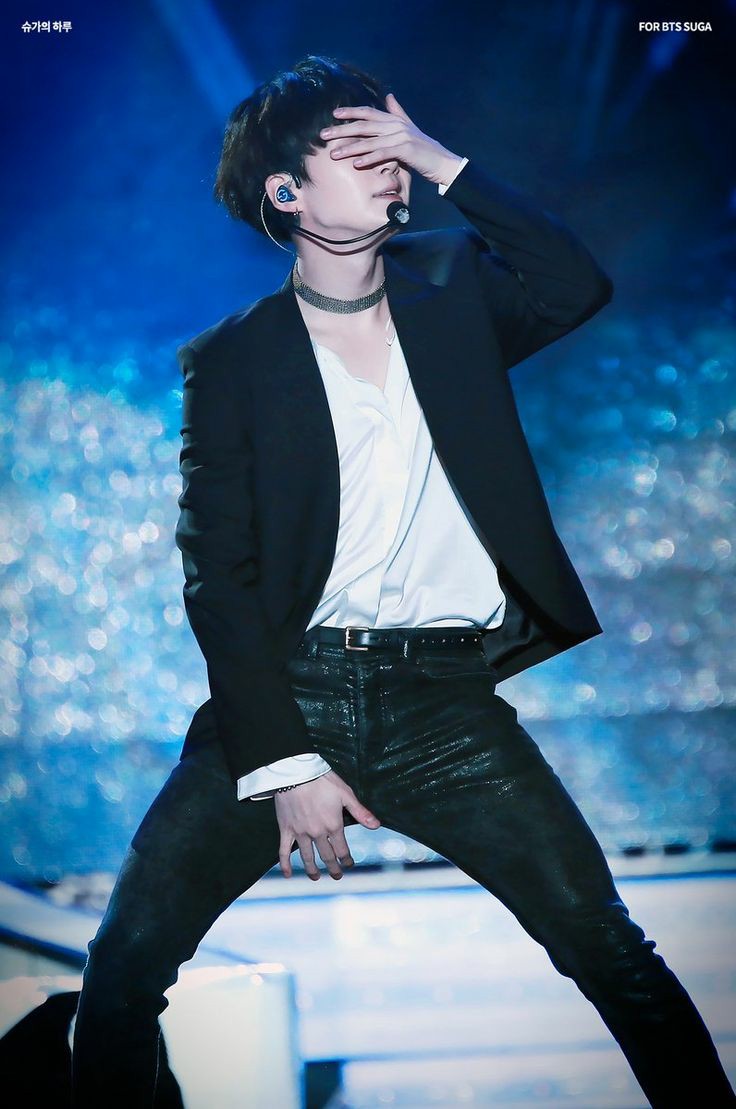 yoongi being tiny and adorable~a short devastating thread