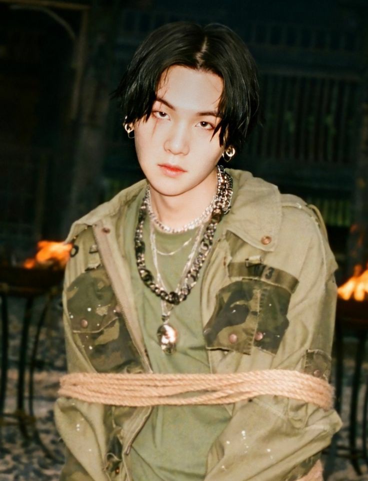 yoongi being tiny and adorable~a short devastating thread