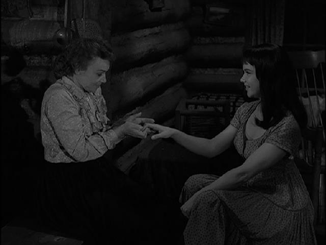 BeaTJones1's tweet photo. #TwilightZoneMarathon     #TwilightZone   #JessBelle  

a capitalist witch https://t.co/euGZSIvw1j