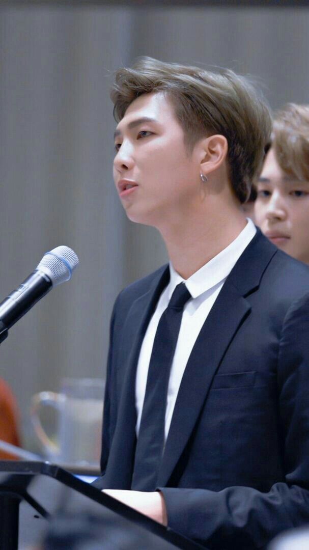 Must have leader qualities