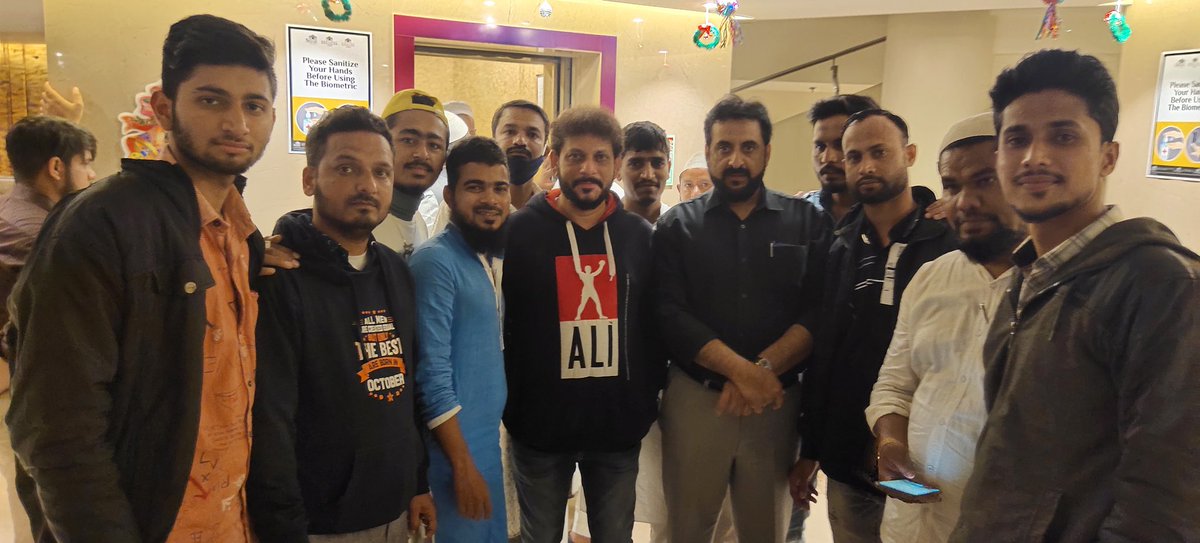 _ayan_saiyed_'s tweet photo. Thank You @asadowaisi Sir for give us this fantabulous moment. Saalo ka Intezar khatam hua🙏 SANJARI YOUTH FOUNDATION Members with @imtiaz_jaleel @warispathan
ONLY PATANG PATANG PATANG https://t.co/Vlr8Erulaj